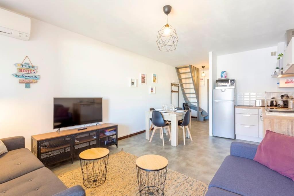 Chez Audrey - Agreable Appartement Duplex Climatise Et Convivial Le Grau-du-Roi Bagian luar foto